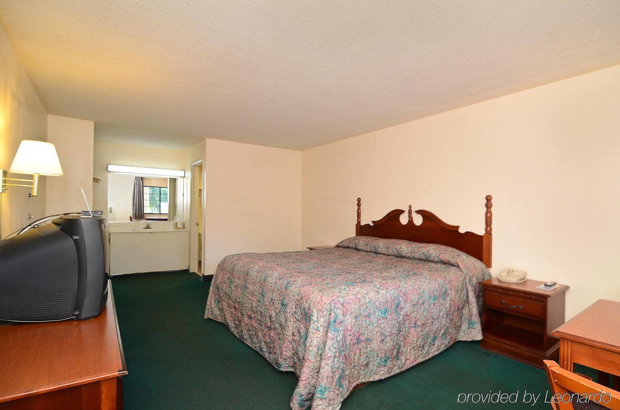 Rodeway Inn ナッシュビル 部屋 写真