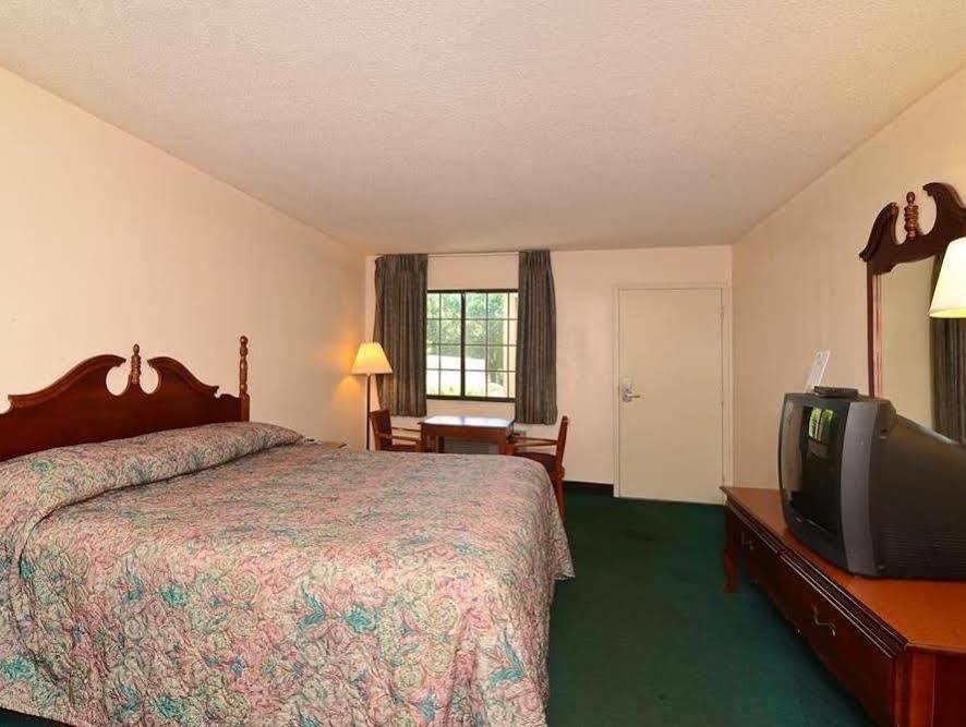 Rodeway Inn ナッシュビル エクステリア 写真